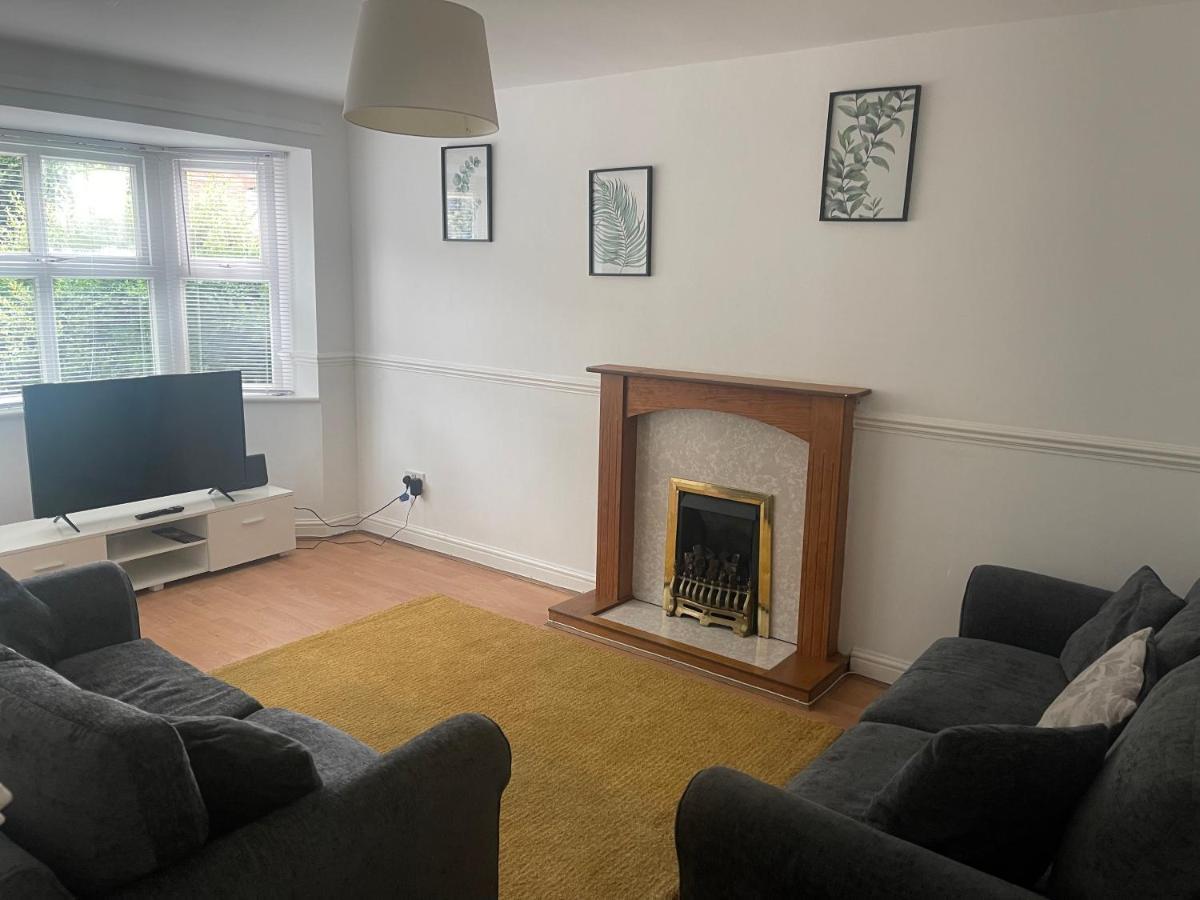 House Number 12 Sleeps Up To 4 With Smart Tvs In Every Room Ουέλινγκτον Εξωτερικό φωτογραφία
